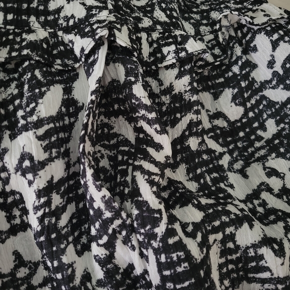 Urban Outfitters Bea Gingham Floral Mini Dress Size XS - Picture 9 of 13